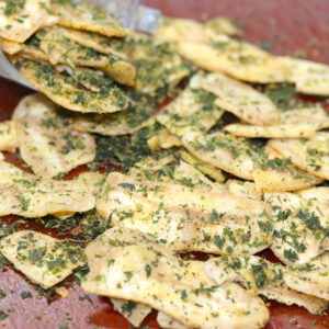 Banana Chips Salsa/Cebola Frita (100g)